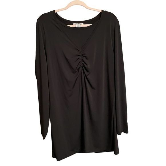 Liz Claiborne Tops - Liz Claiborne Woman Top/Tunic Black Size 1X-Vneck-Cami attached NWT